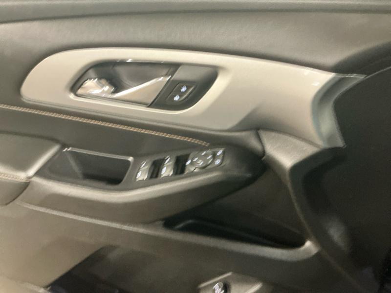 used 2021 Chevrolet Traverse car, priced at $22,495