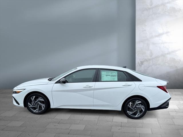 new 2025 Hyundai Elantra car, priced at $25,040