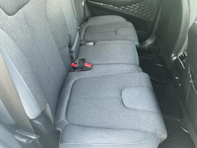 used 2022 Hyundai Santa Fe car, priced at $23,995