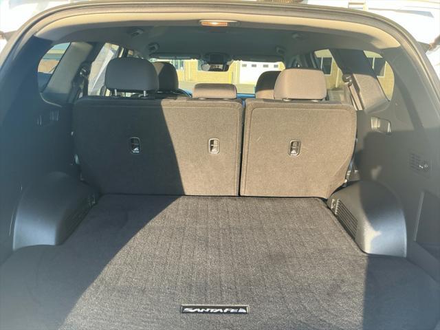 used 2022 Hyundai Santa Fe car, priced at $23,995