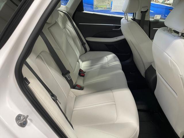 new 2024 Hyundai Sonata car, priced at $33,129