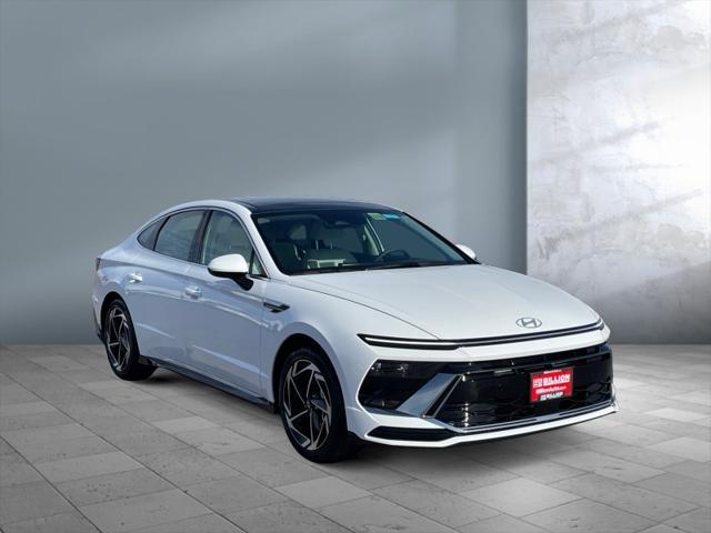 new 2024 Hyundai Sonata car, priced at $33,129