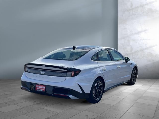 new 2024 Hyundai Sonata car, priced at $33,129