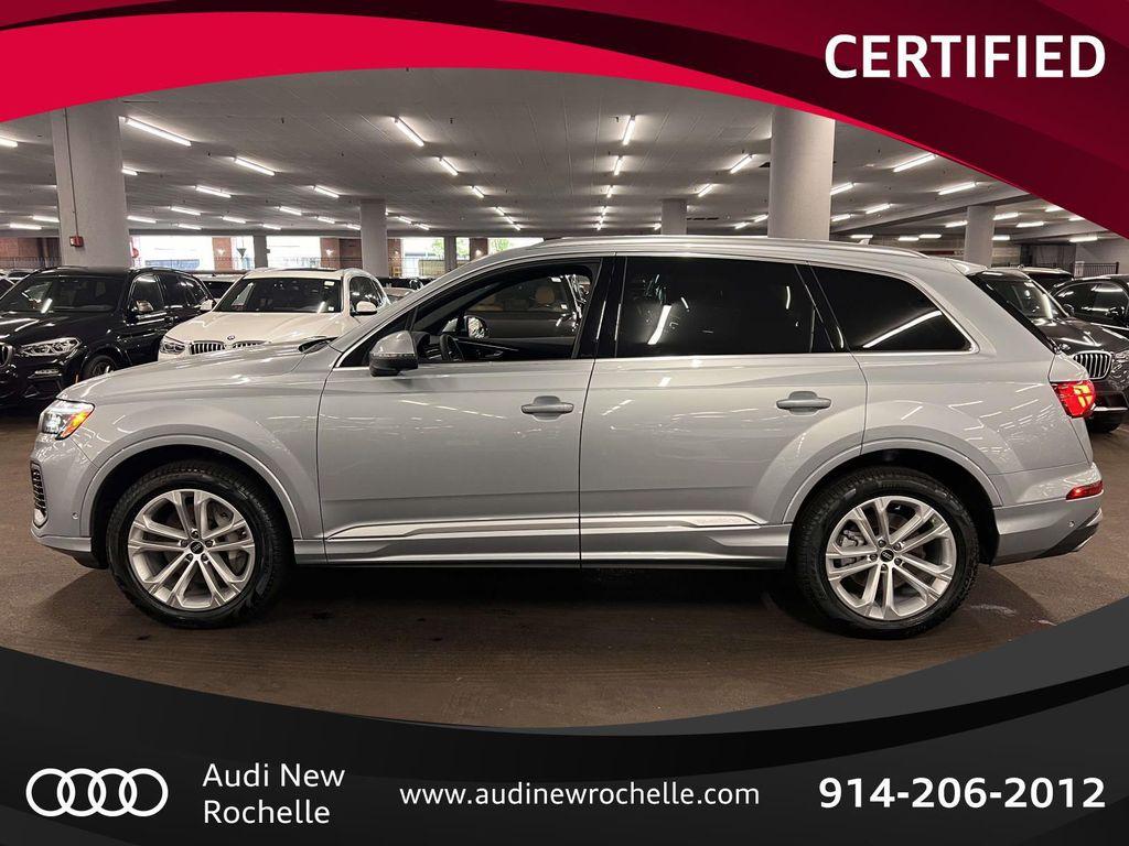 used 2025 Audi Q7 car, priced at $58,995