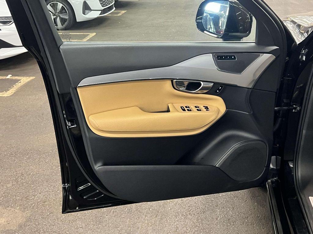 used 2018 Volvo XC90 car, priced at $22,595