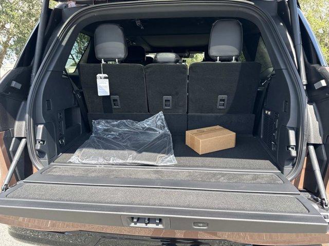 new 2025 Lincoln Navigator car, priced at $121,190