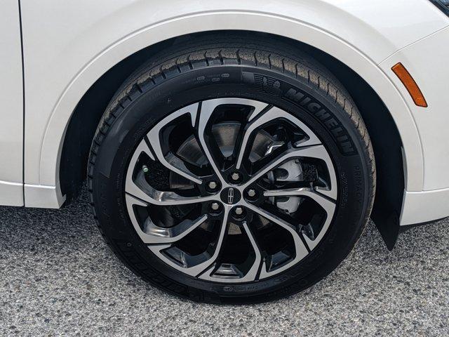 new 2025 Lincoln Nautilus car, priced at $68,910