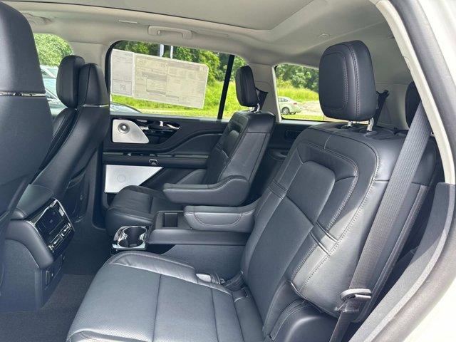 new 2025 Lincoln Aviator car, priced at $83,550