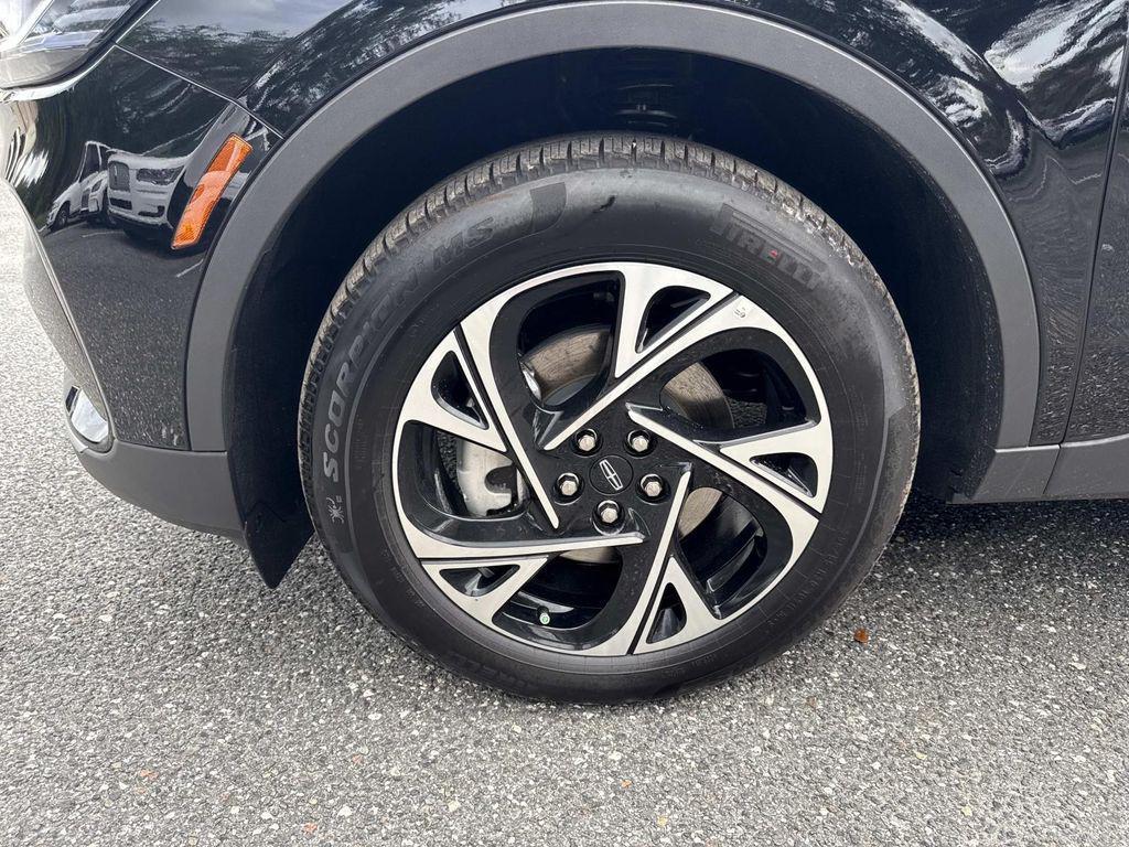 new 2025 Lincoln Nautilus car, priced at $56,285