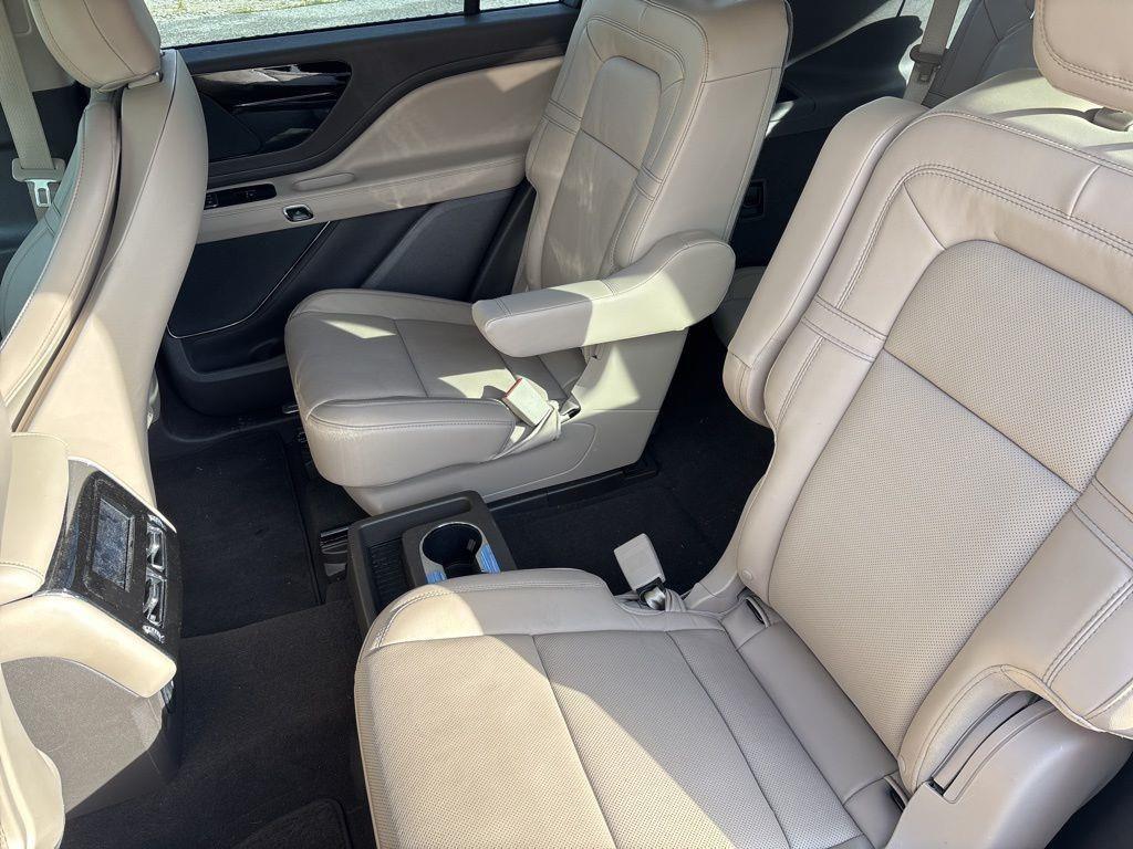 used 2021 Lincoln Aviator car, priced at $34,900