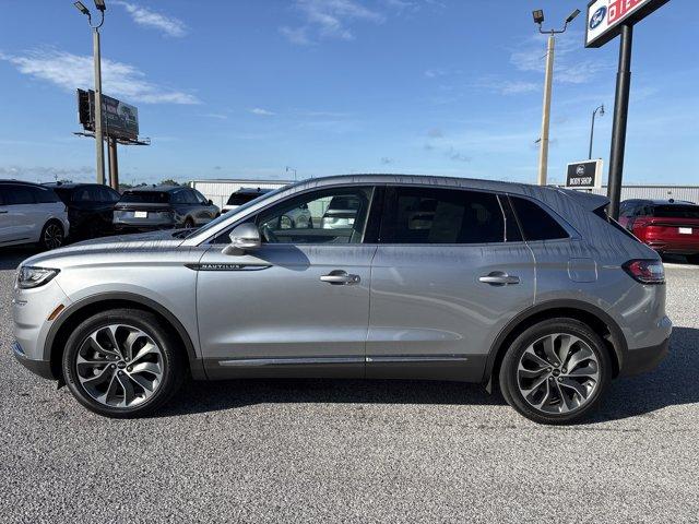 used 2022 Lincoln Nautilus car, priced at $38,900