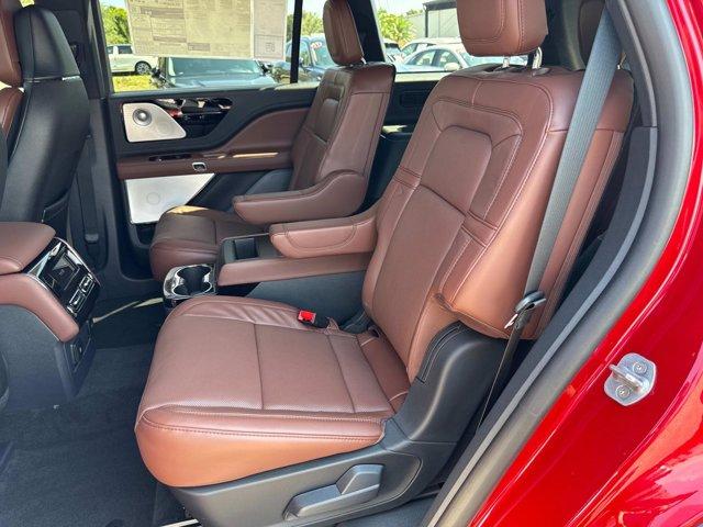 new 2025 Lincoln Aviator car, priced at $81,600