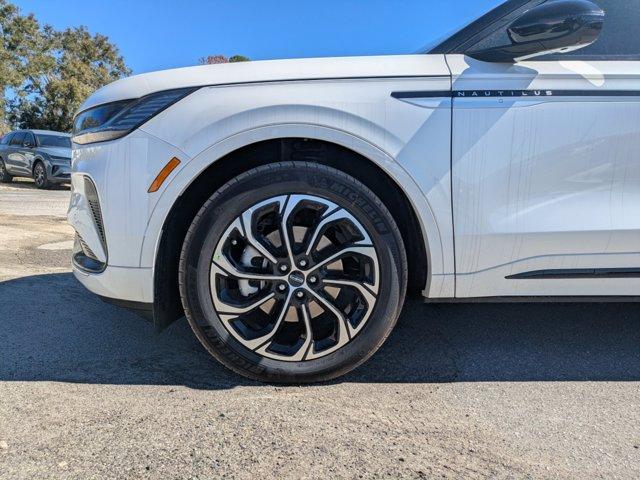 new 2025 Lincoln Nautilus car, priced at $62,455