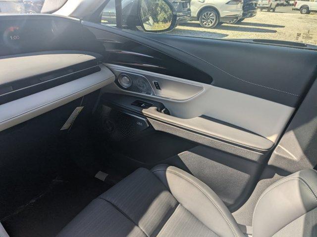new 2025 Lincoln Nautilus car, priced at $68,910