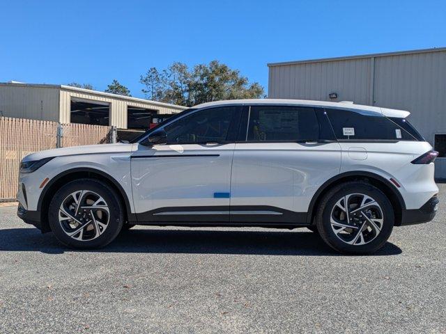 new 2025 Lincoln Nautilus car, priced at $61,020