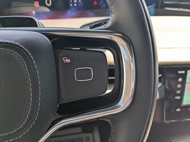 new 2025 Lincoln Navigator car, priced at $107,610
