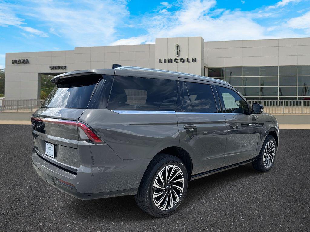 new 2025 Lincoln Navigator car, priced at $121,190