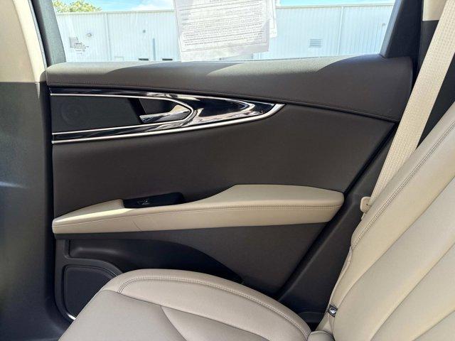 used 2022 Lincoln Nautilus car, priced at $29,900