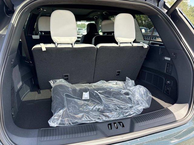 new 2025 Lincoln Aviator car, priced at $91,570