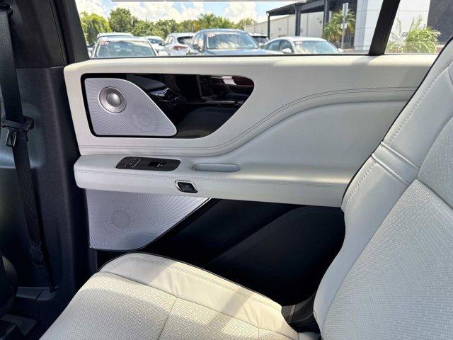 new 2025 Lincoln Aviator car, priced at $91,570