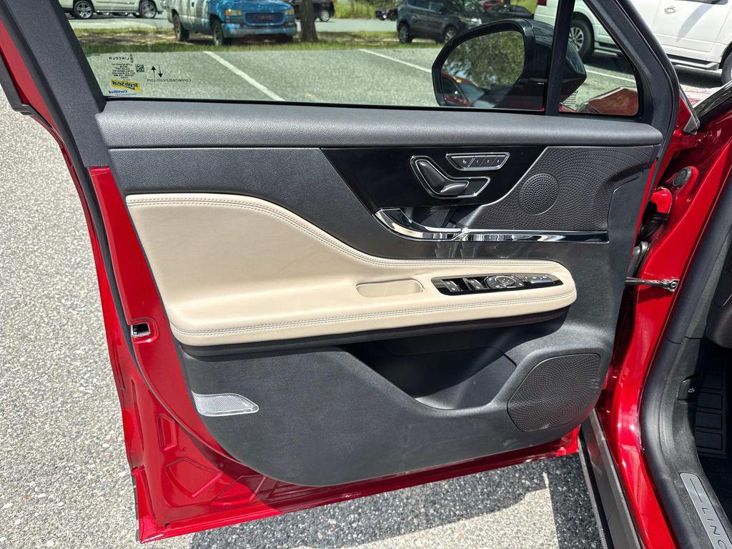 new 2025 Lincoln Corsair car, priced at $42,480