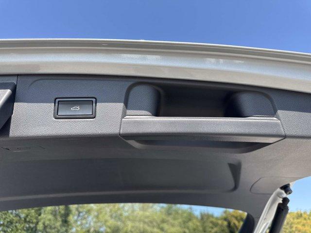 used 2018 Volkswagen Atlas car, priced at $20,900