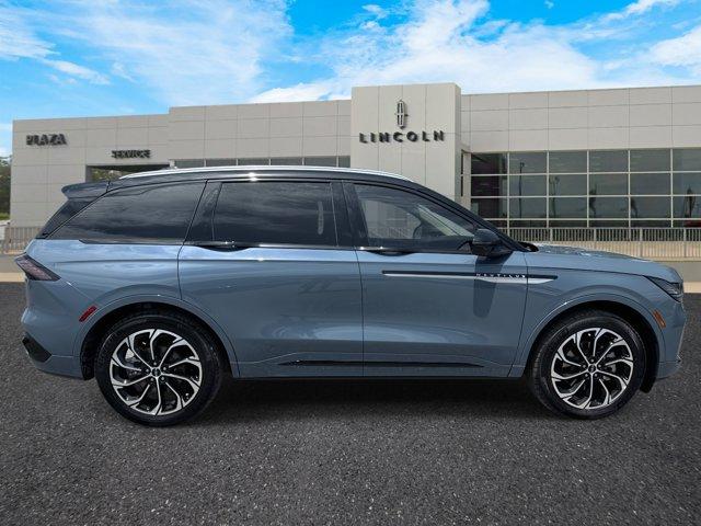 new 2025 Lincoln Nautilus car, priced at $68,910