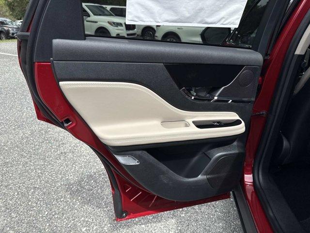 new 2025 Lincoln Corsair car, priced at $52,085