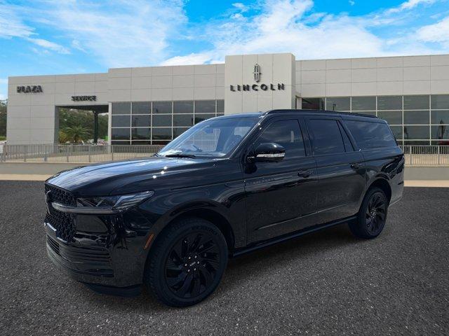 new 2025 Lincoln Navigator car, priced at $112,365