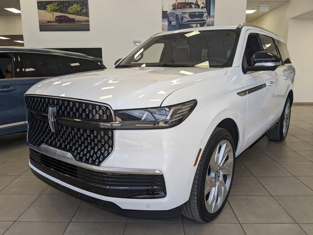 new 2025 Lincoln Navigator car, priced at $109,055