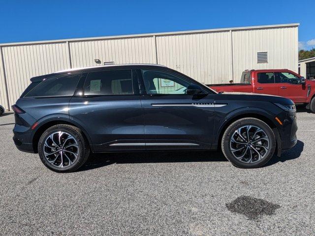 new 2024 Lincoln Nautilus car, priced at $61,470