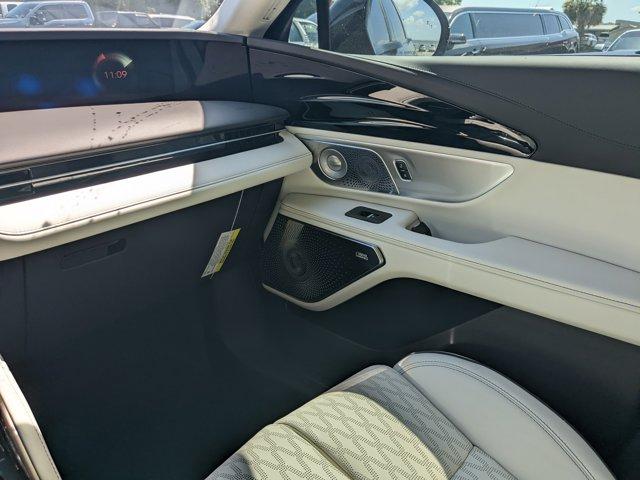 new 2025 Lincoln Nautilus car, priced at $80,645