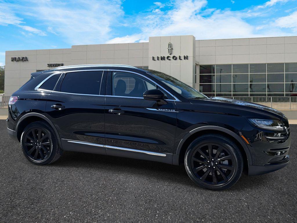 used 2023 Lincoln Nautilus car, priced at $40,990