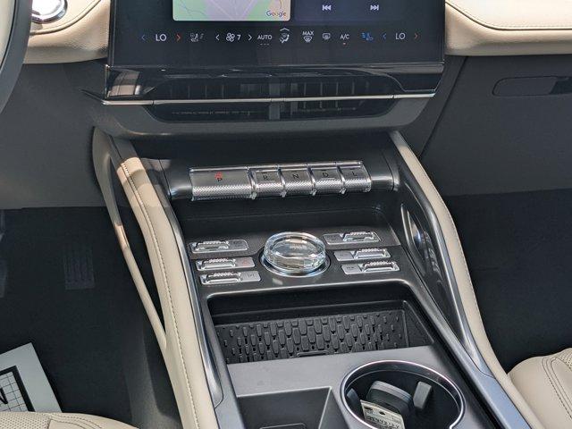 new 2025 Lincoln Nautilus car, priced at $61,020