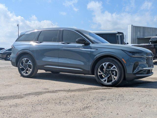 new 2025 Lincoln Nautilus car, priced at $54,235