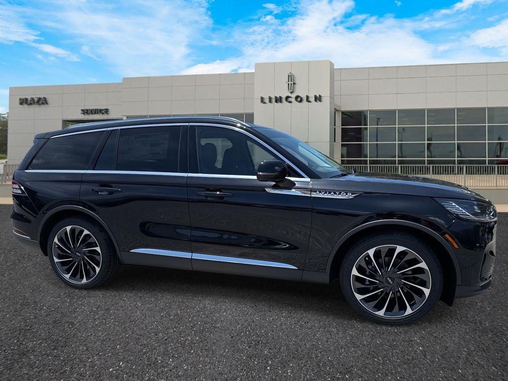 new 2025 Lincoln Aviator car, priced at $76,625