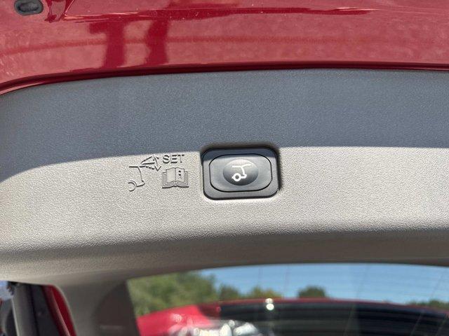 new 2025 Lincoln Nautilus car, priced at $64,320