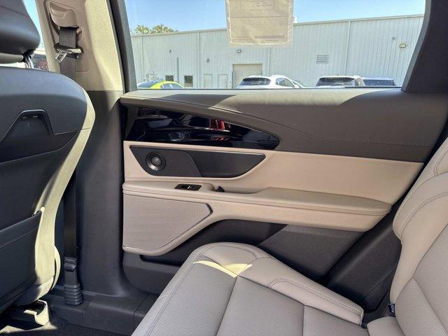 new 2025 Lincoln Nautilus car, priced at $64,320