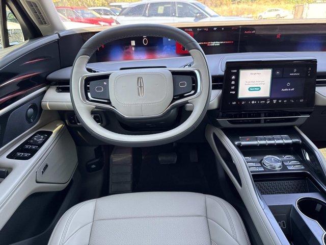new 2025 Lincoln Nautilus car, priced at $64,320