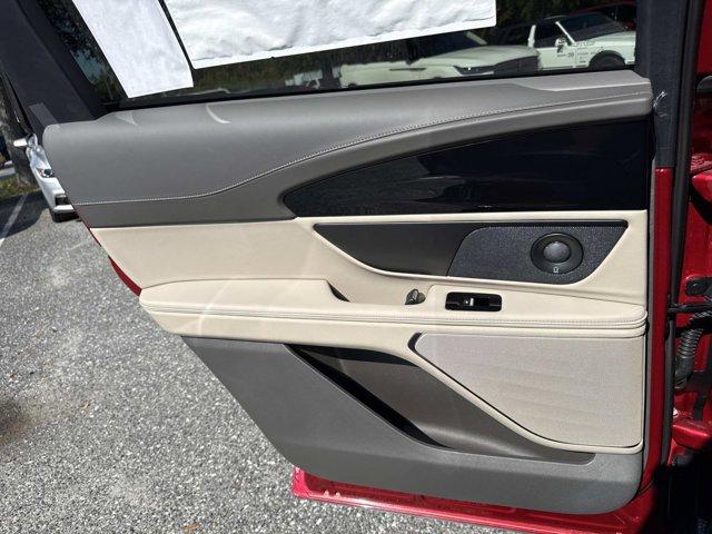 new 2025 Lincoln Nautilus car, priced at $64,320