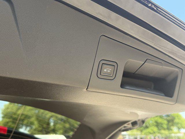 used 2023 Cadillac XT5 car, priced at $27,499