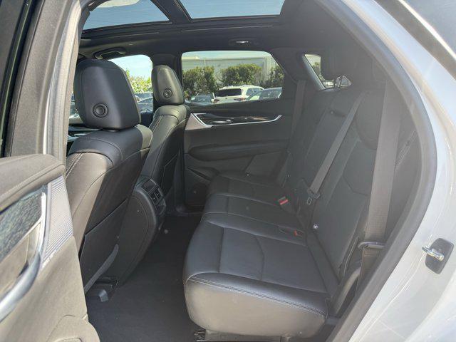 used 2023 Cadillac XT5 car, priced at $28,900