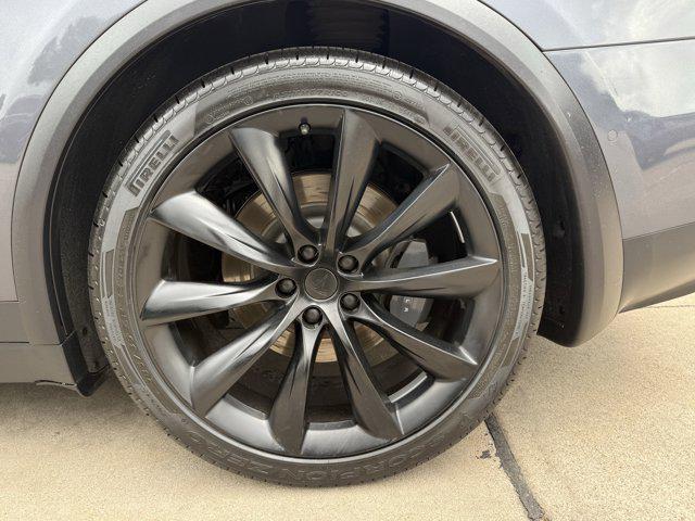 used 2021 Tesla Model X car, priced at $31,900