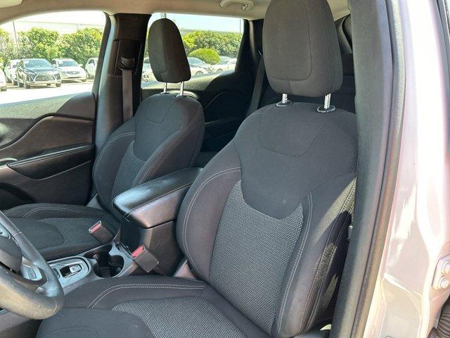 used 2019 Jeep Cherokee car, priced at $14,999