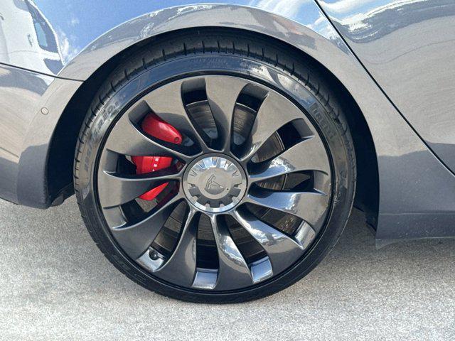 used 2022 Tesla Model 3 car, priced at $27,999