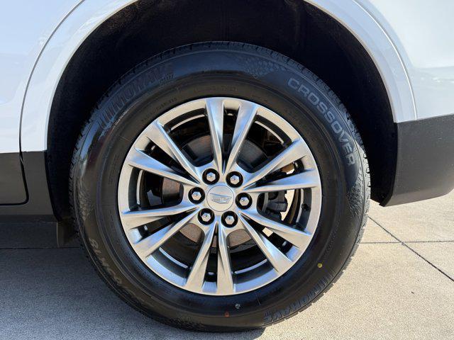 used 2023 Cadillac XT5 car, priced at $29,400