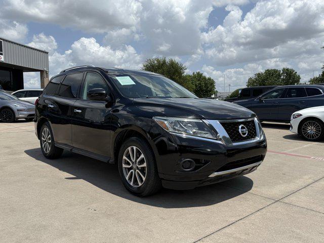 used 2014 Nissan Pathfinder car, priced at $7,900