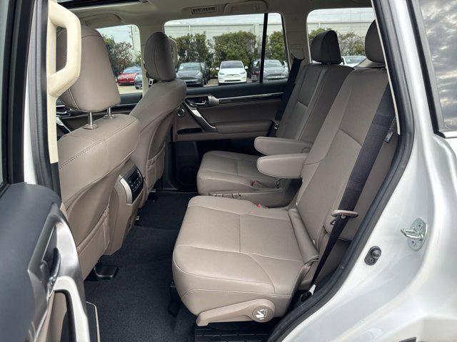 used 2023 Lexus GX 460 car, priced at $54,999