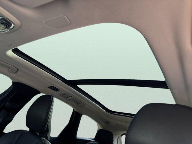 used 2021 Volvo XC60 car, priced at $19,988