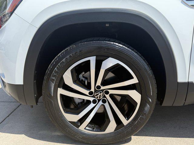 used 2022 Volkswagen Atlas Cross Sport car, priced at $25,999